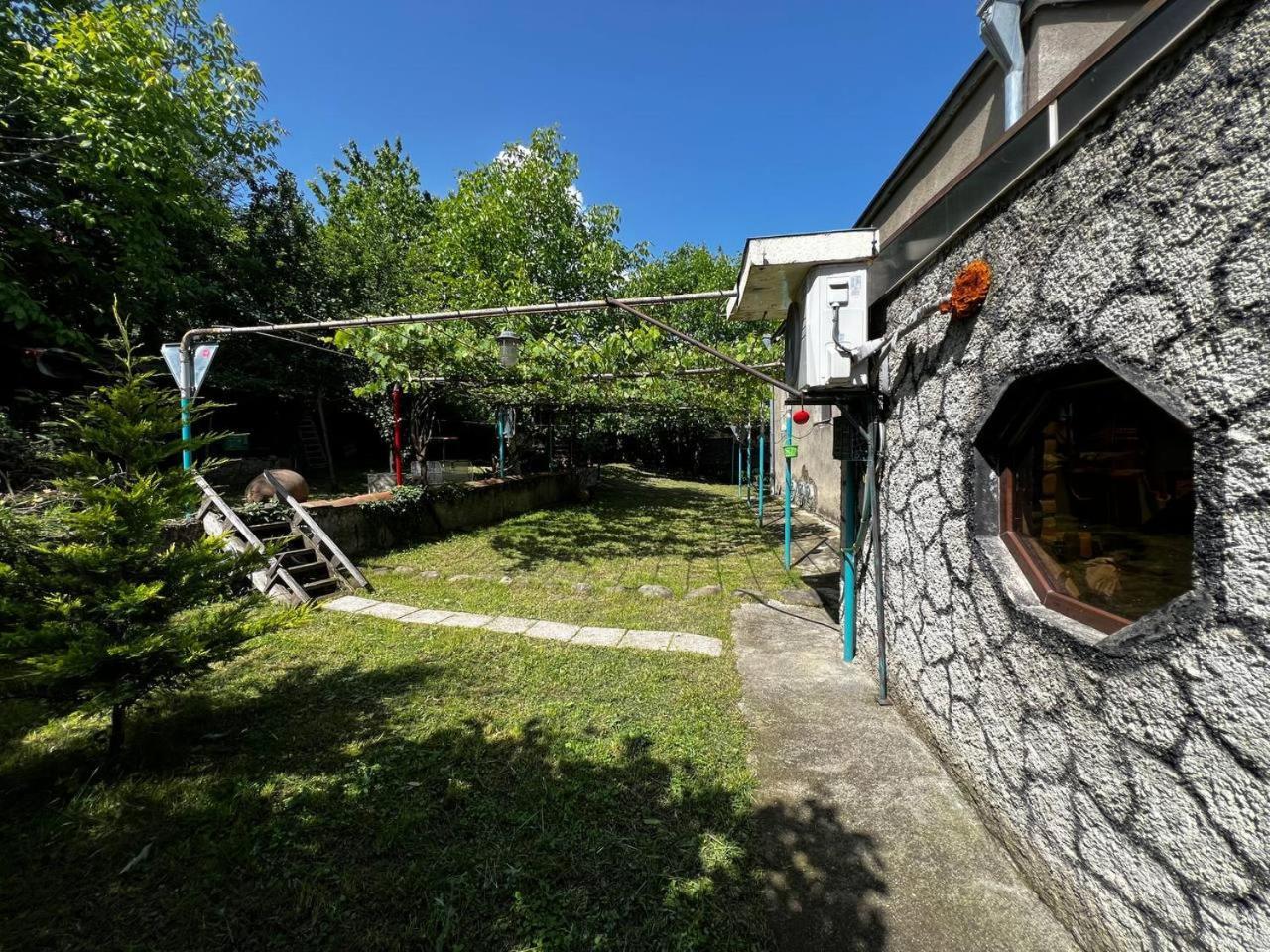 Qilimcha'S Guesthouse-Art Museum Tel Avi Exterior foto